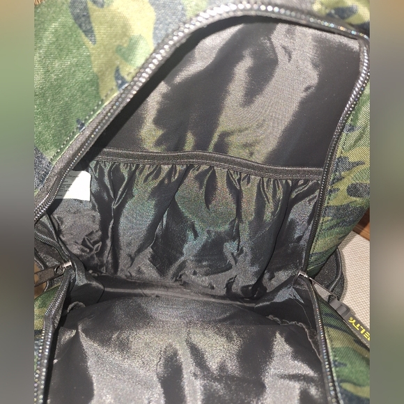 Kelty Expedition Camouflage Backpack NWT 13" Wide× 18.5" Tall× 6" Deep - Picture 8 of 10